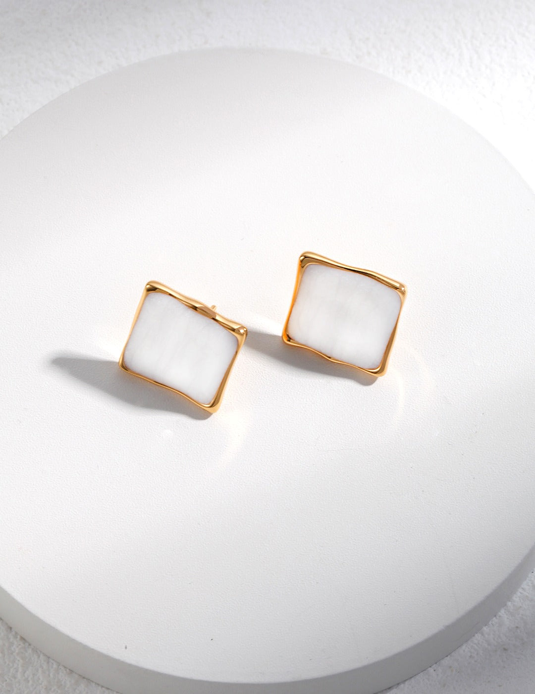 Lumi Square Earrings