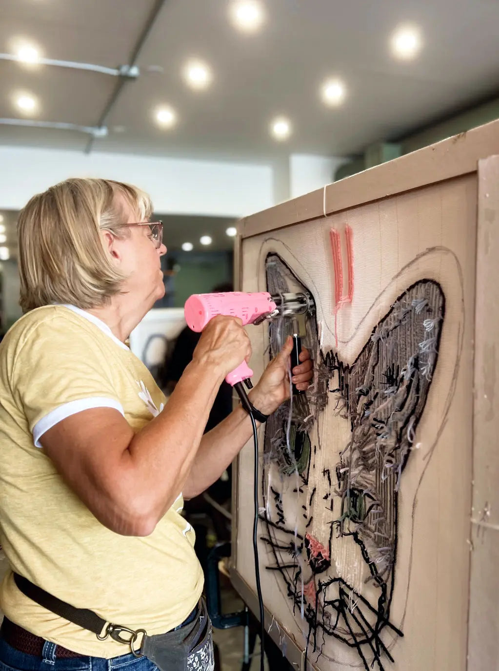 Tuft Your Pet: A Purr-fectly Unique Rug Idea Reality