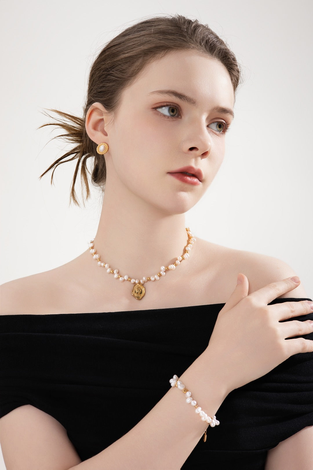 Vintage Glow Earrings